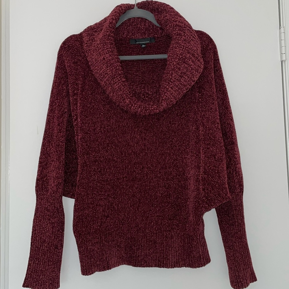NWOT WHBM cowl neck sweater with Dolman sleeves size Small